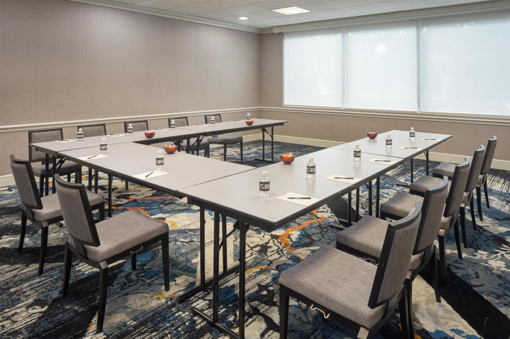 The Chifley Houston, Tapestry Collection By Hilton Hotel